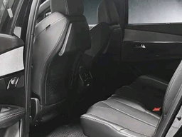 Peugeot 5008 GT / 2021