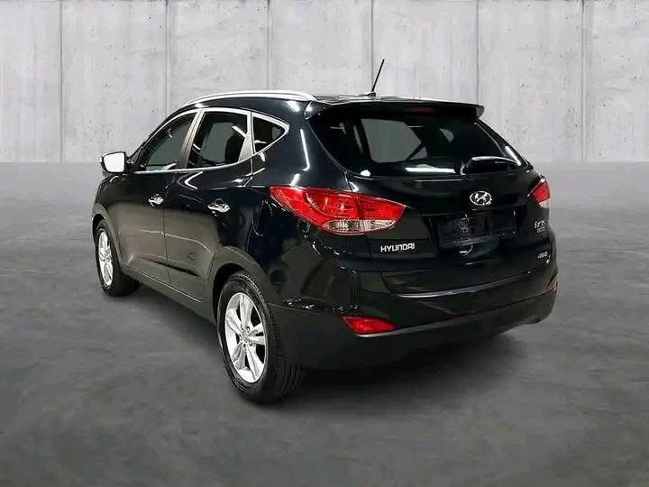 Hyundai ix35 / 2010_3