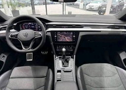 Volkswagen Arteon / 2021