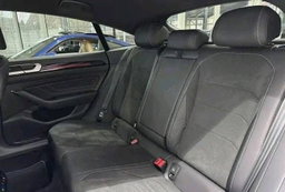 Volkswagen Arteon / 2021