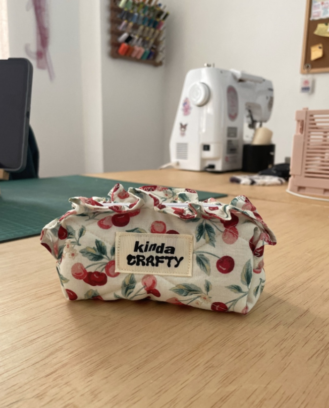 (MINI) Kinda Boxy Bag with Ruffles_0