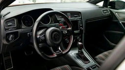Volkswagen Golf / 2013 
