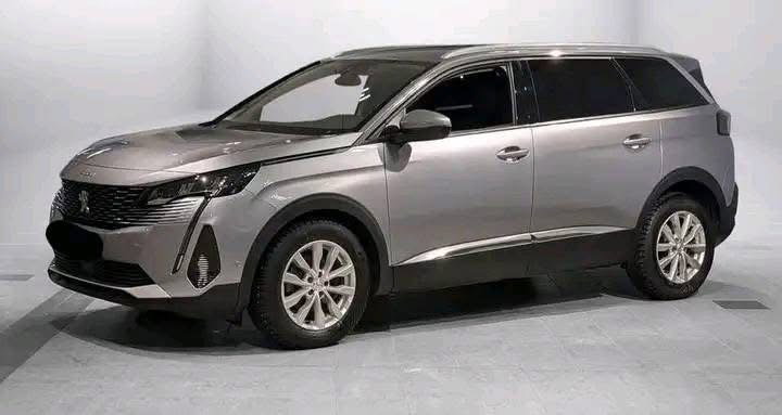Peugeot 5008 Allure  / 2021_1