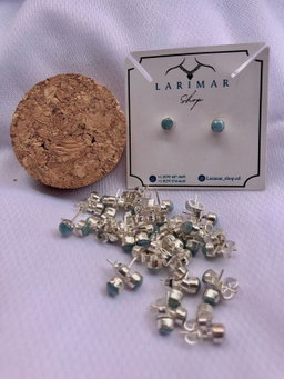 Puntos en larimar 