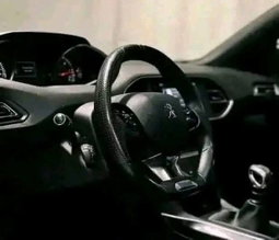 Peugeot 308 / 2015 