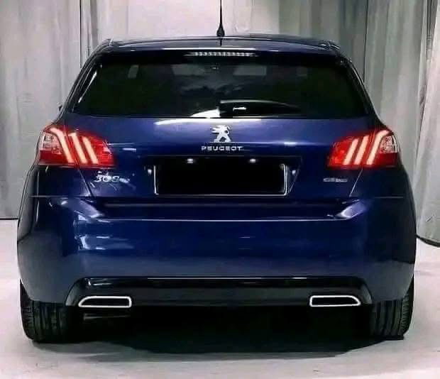 Peugeot 308 / 2015