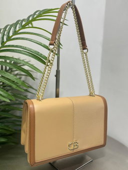 Chris Bella Hand Bag