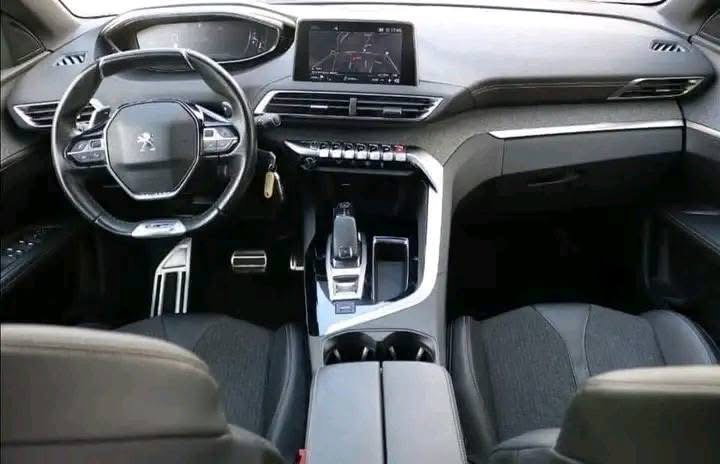 Peugeot 3008 Allure / 2019 _8