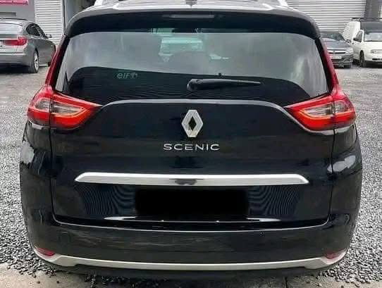 Renault Grand Scenic / 2017_1