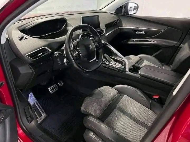 Peugeot 3008/ 2018_2
