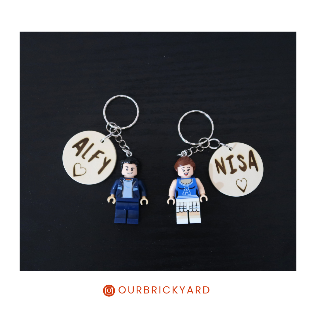 Keychain with Wood Engraving_0