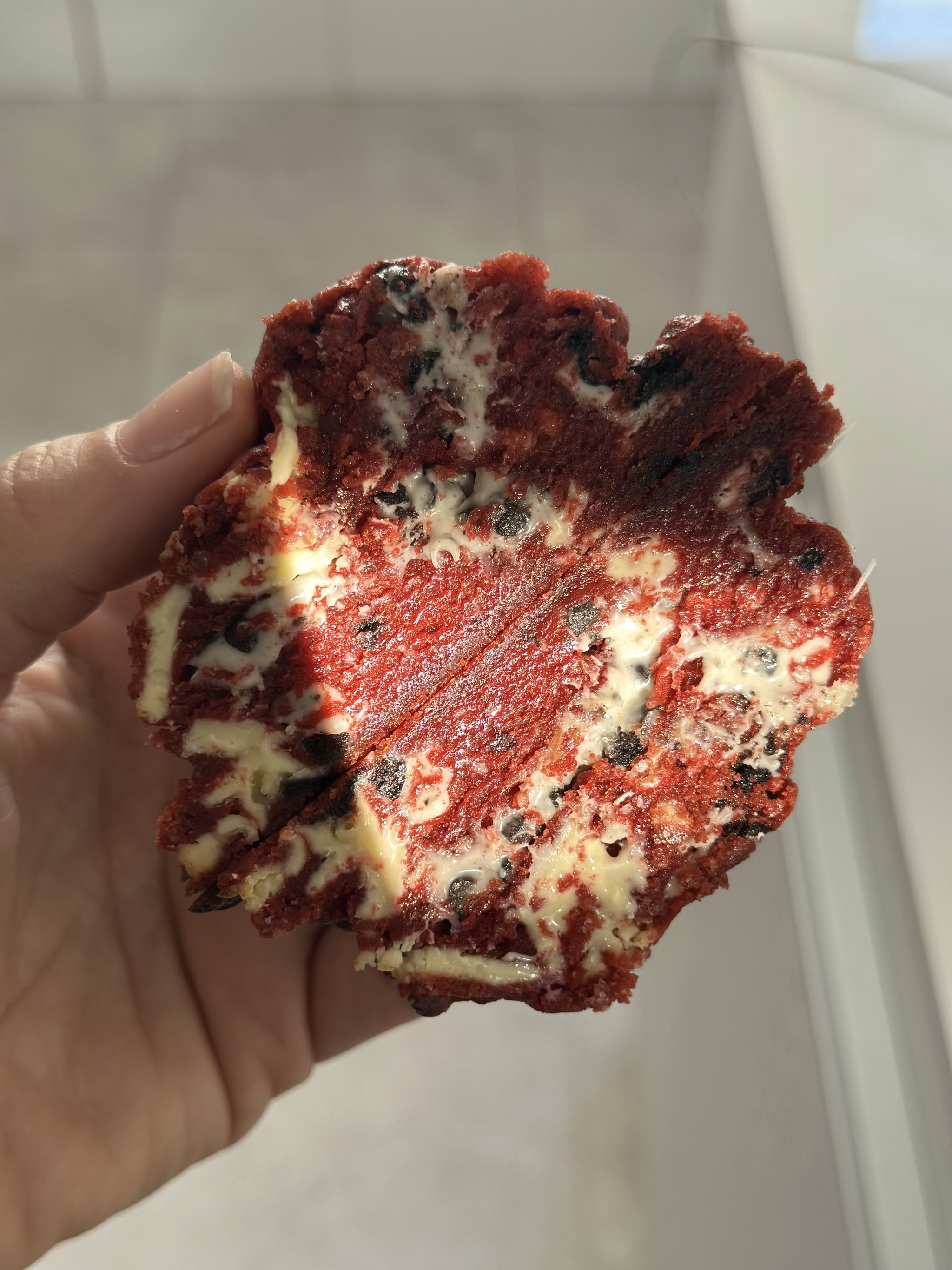 Red Velvet Hersheys Cookies & Cream_1