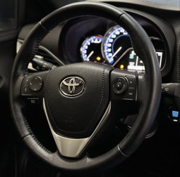 Toyota Yaris XLS 2021