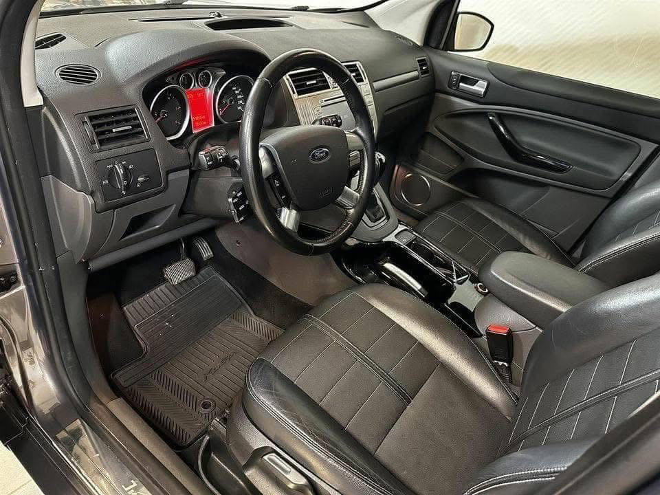 Ford Kuga /2012 _3