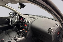 Nissan Qashqai /2010 