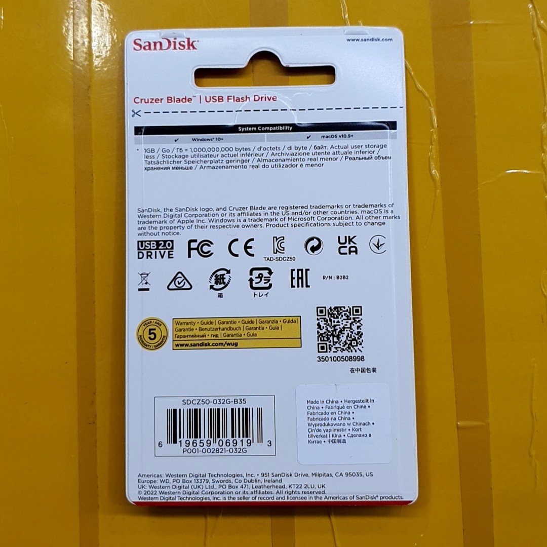 32GB Sandisk Cruzer Blade Flashdisk_1