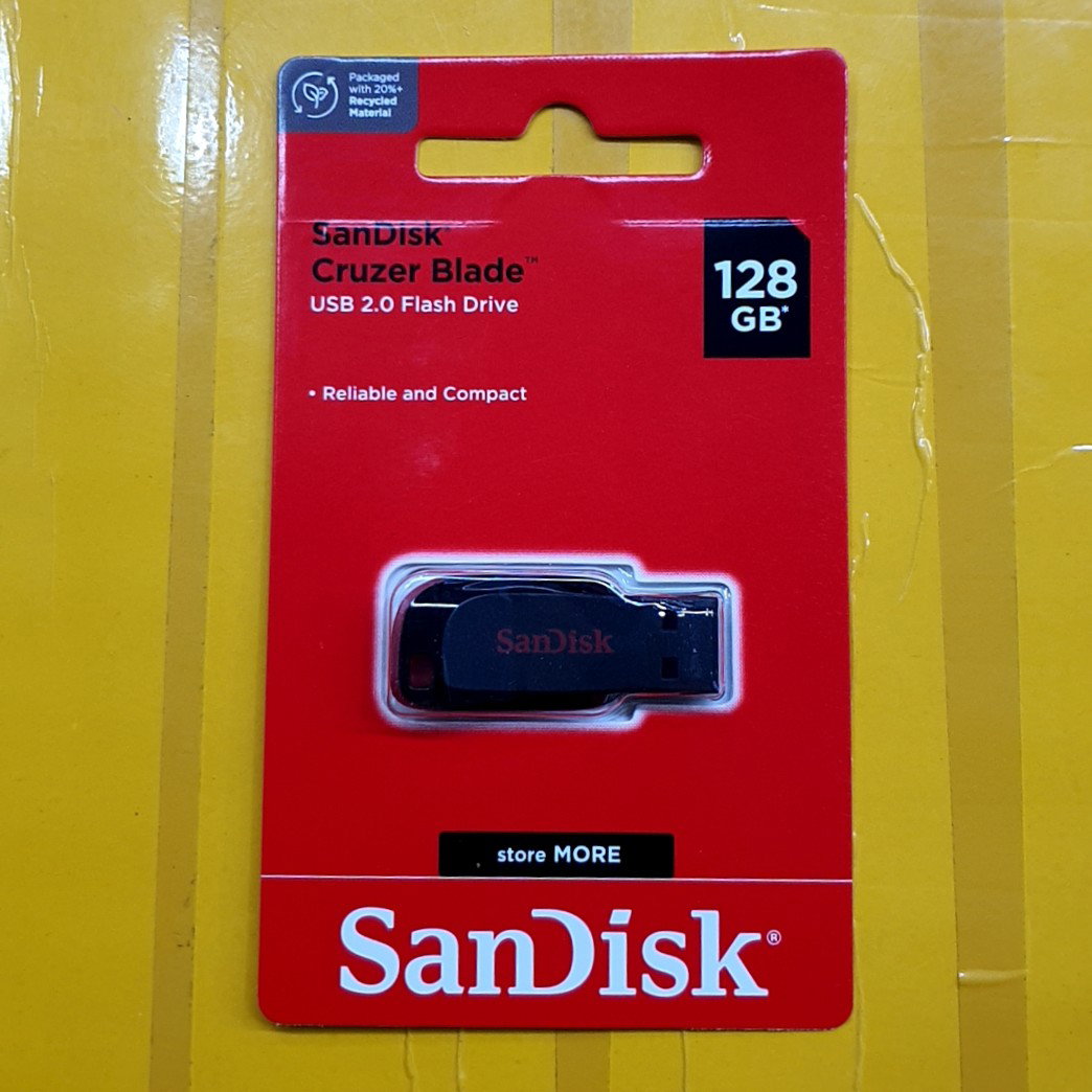 128GB Sandisk Cruzer Blade Flashdisk