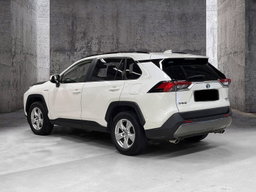 Toyota RAV4 /2021 