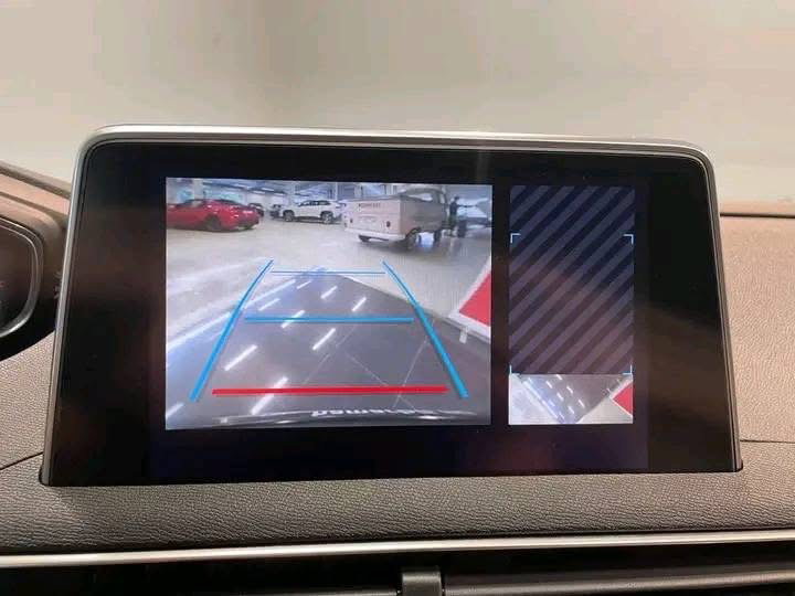 Peugeot 3008 1.5 bluehdi 130CV 2018_12