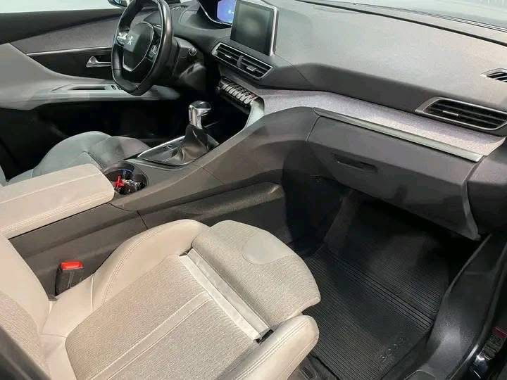 Peugeot 3008 1.5 bluehdi 130CV 2018_14