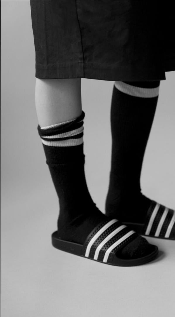 Black and White Striped Slide Sandals_1