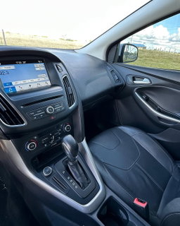 Focus SE plus At6