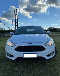 Focus SE plus At6