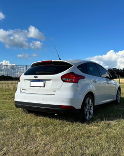 Focus SE plus At6