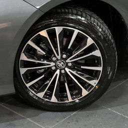 Toyota Corolla Altis Hybride 2024