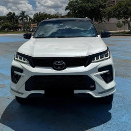 Toyota Hilux Sw4 GR-S