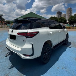 Toyota Hilux Sw4 GR-S