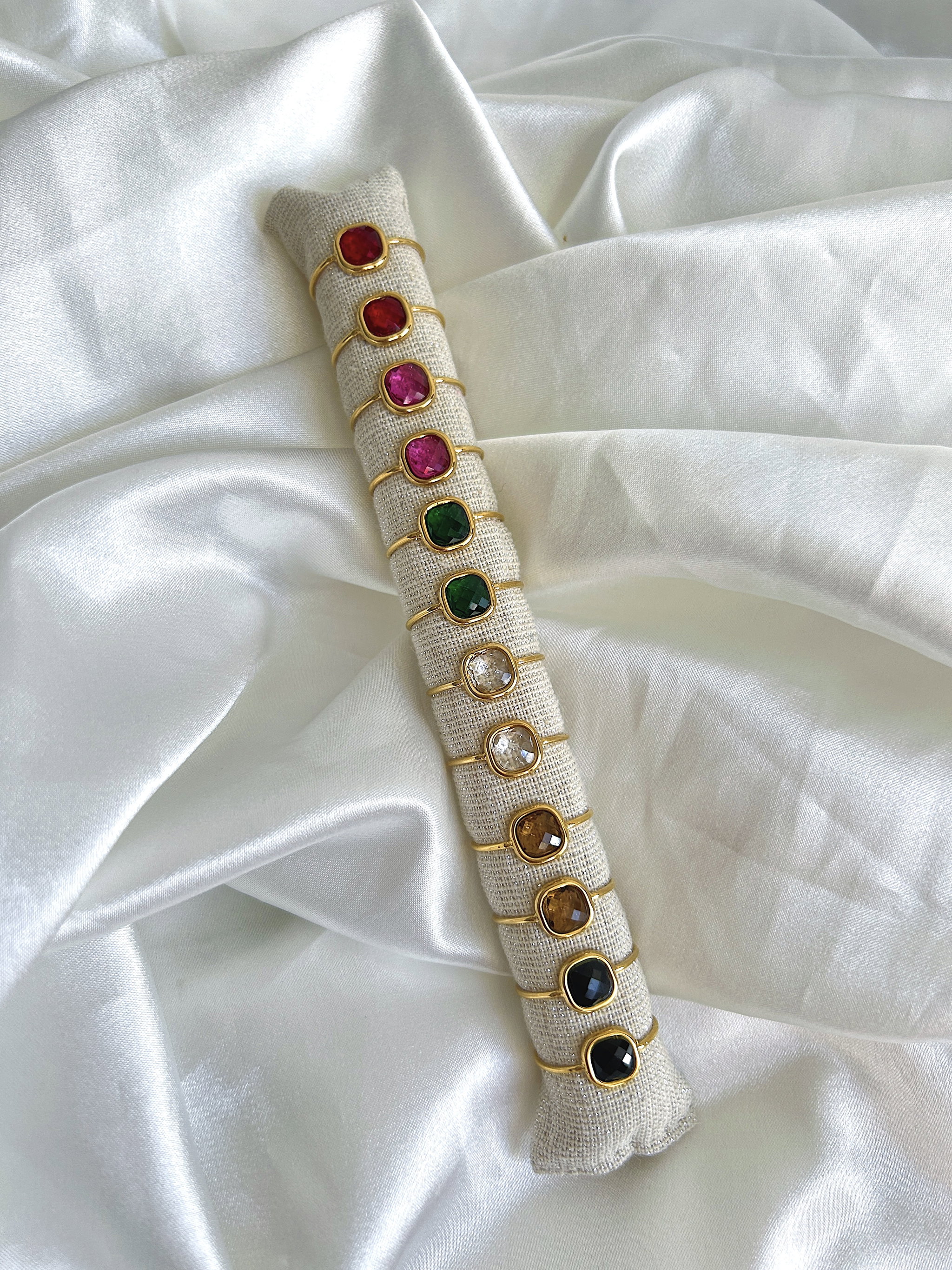 Gemstone Ring (Radiant Cut)_0