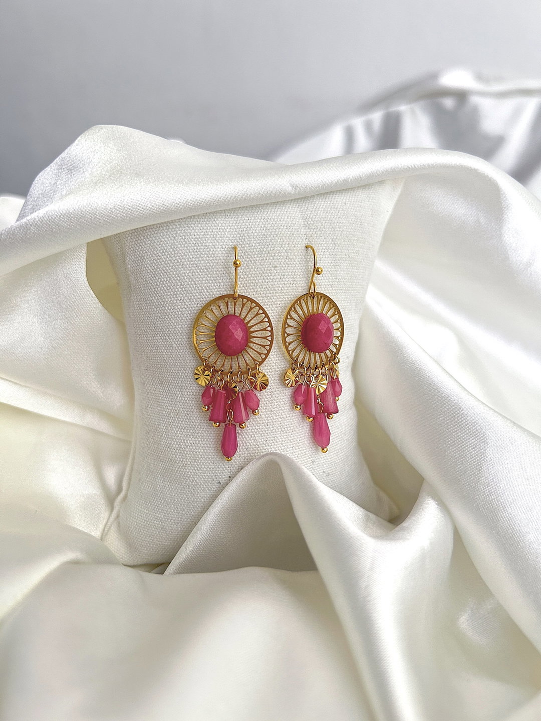 Magenta Pink Drop
