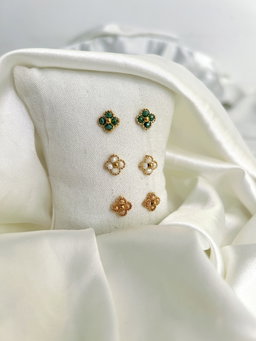 Flower Studs 