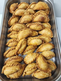 Non - vegetarian puffs and fried foods!