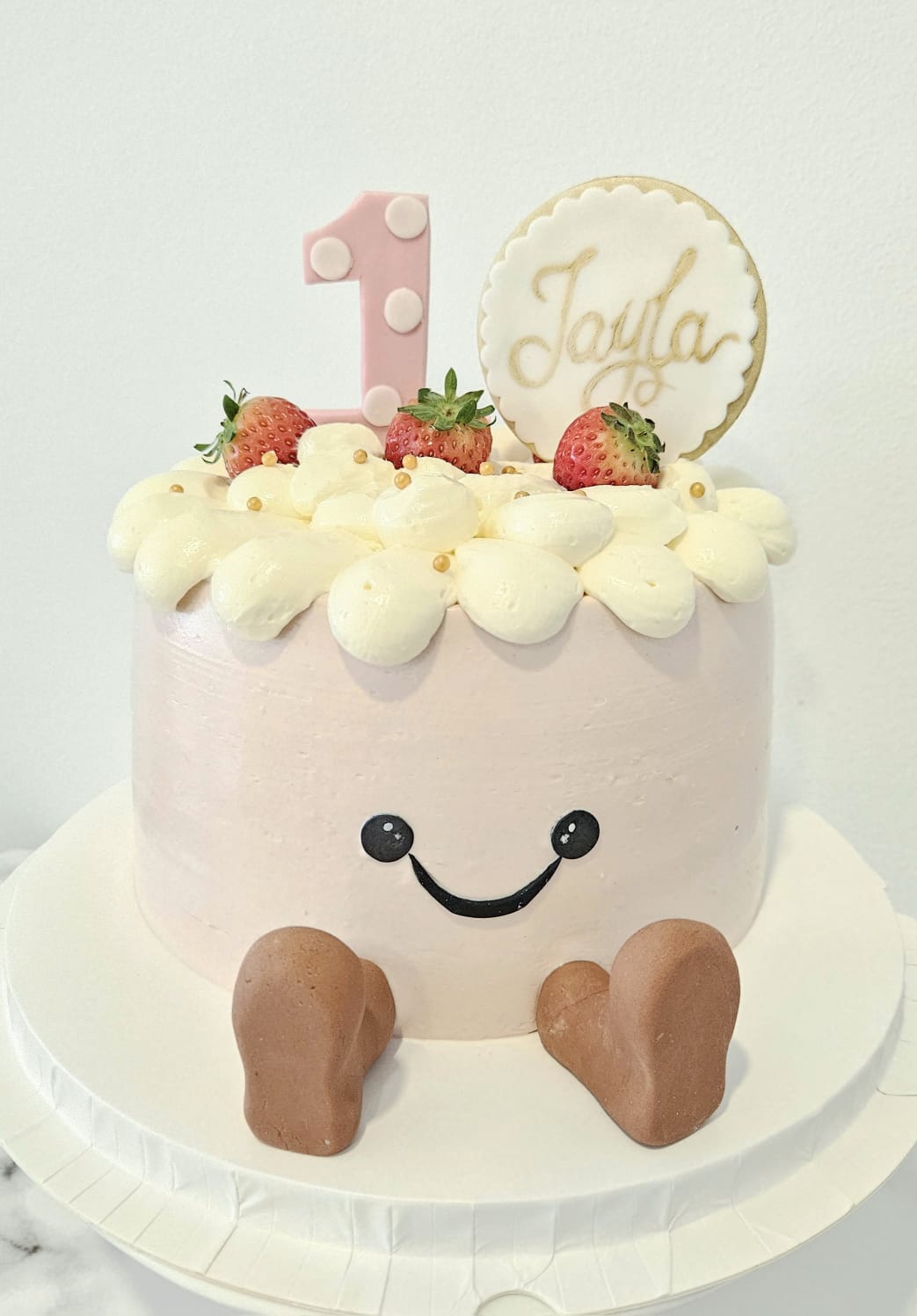 Customised Cakes_1