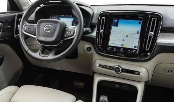 Volvo XC 40  / 2018_9