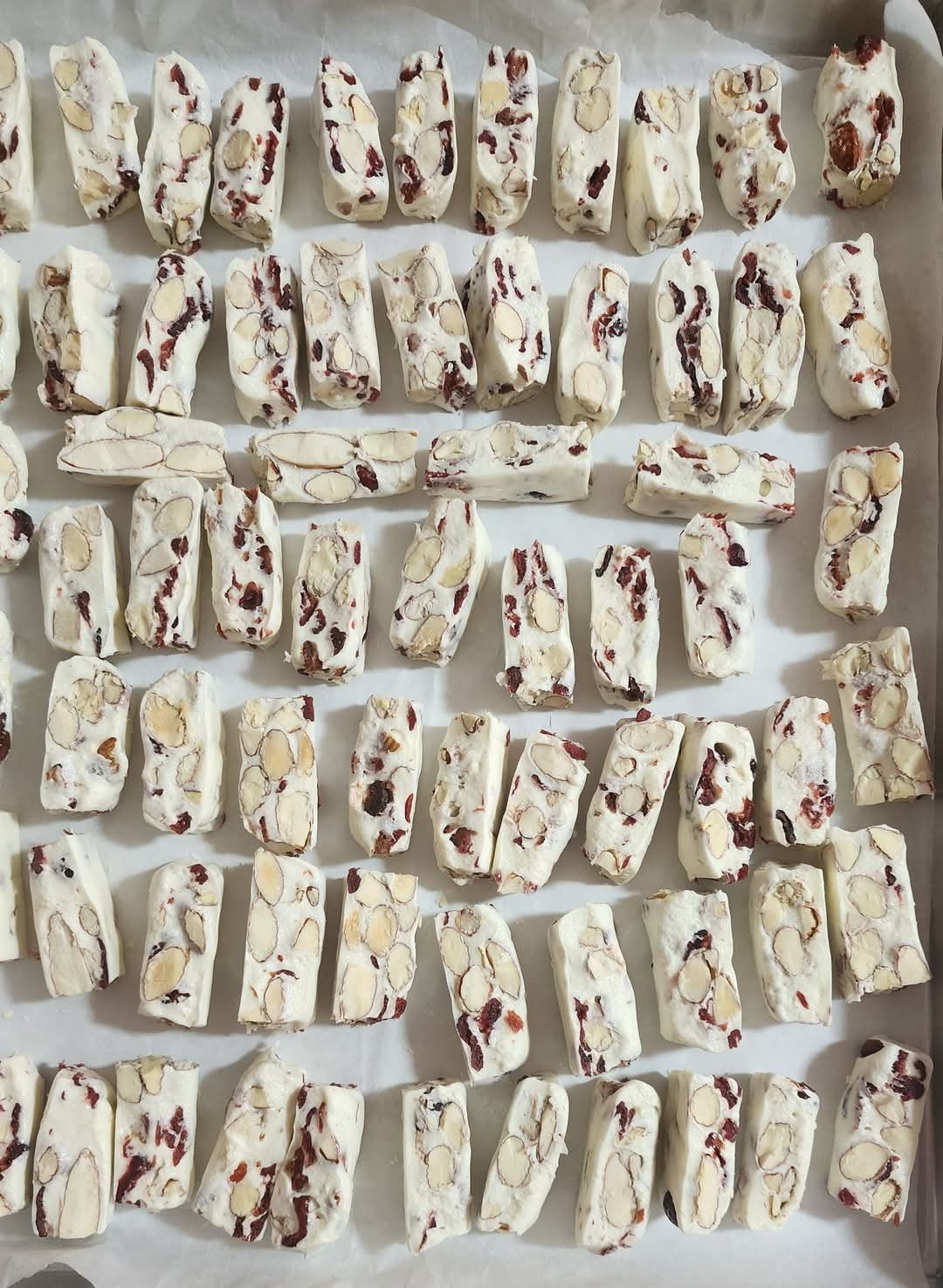 Almond or macadamia cranberry nougat (Top seller)