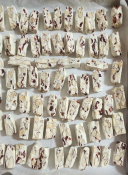 Almond or macadamia cranberry nougat (Top seller)