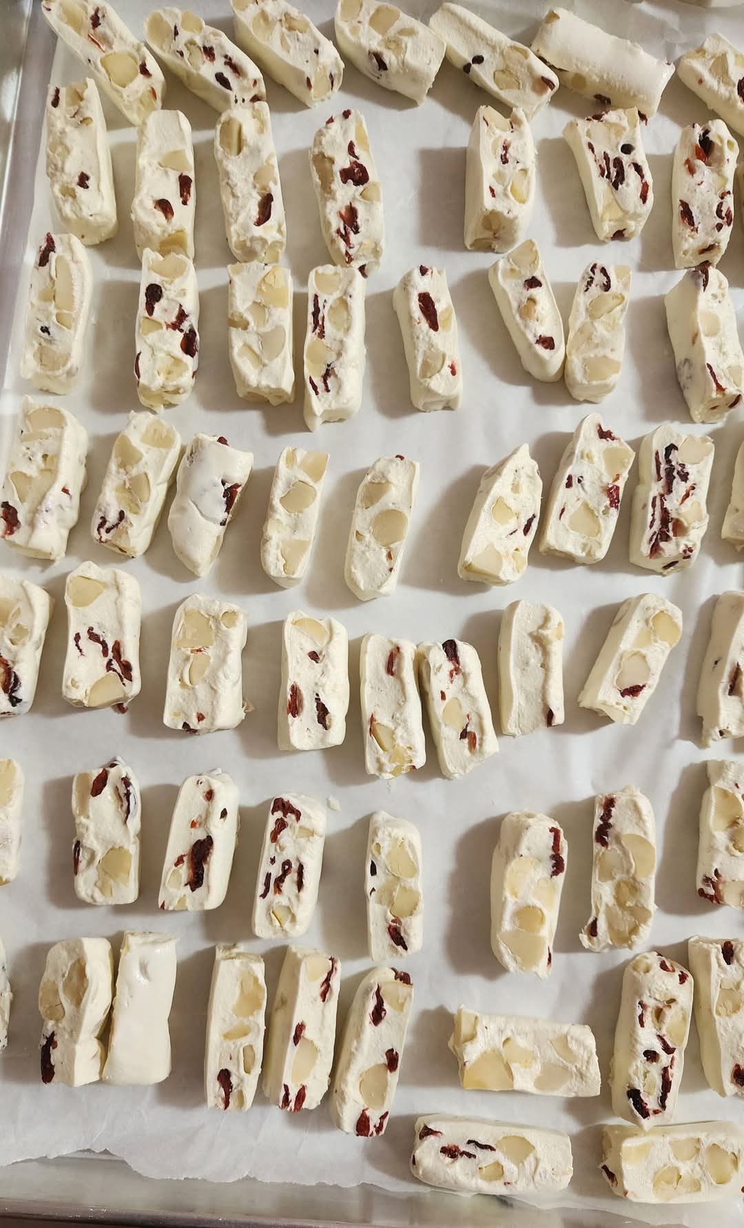 Almond or macadamia cranberry nougat (Top seller)_1