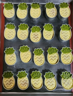 Vegan pineapple tart