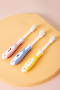byITO KIDS TOOTHBRUSH HC51