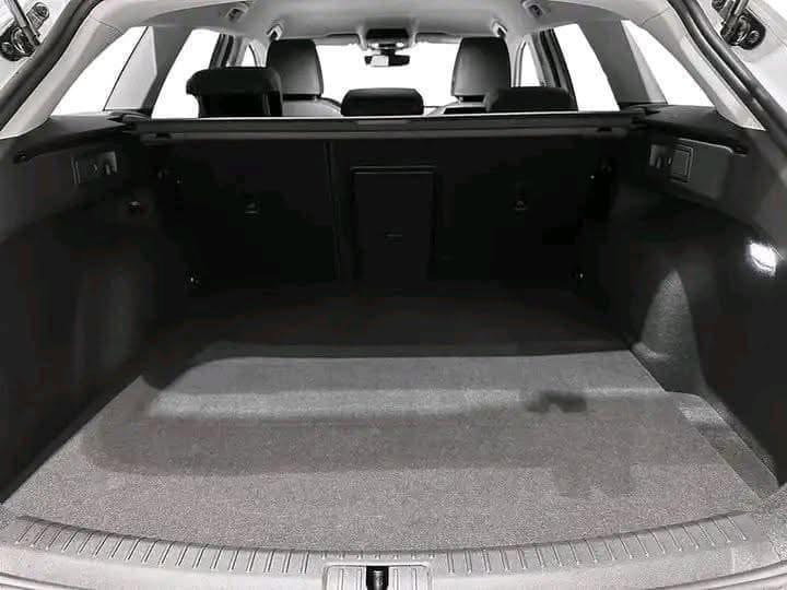 Seat Leon Sportstourer  /2021 _2