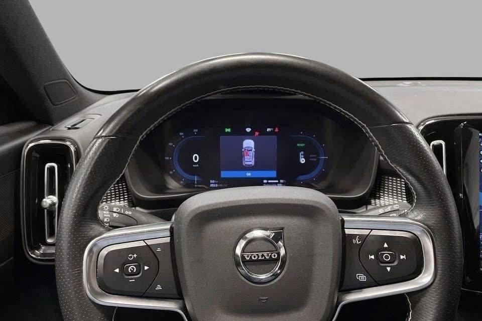 Volvo XC40  /2021_8