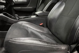 Volvo XC40  /2021