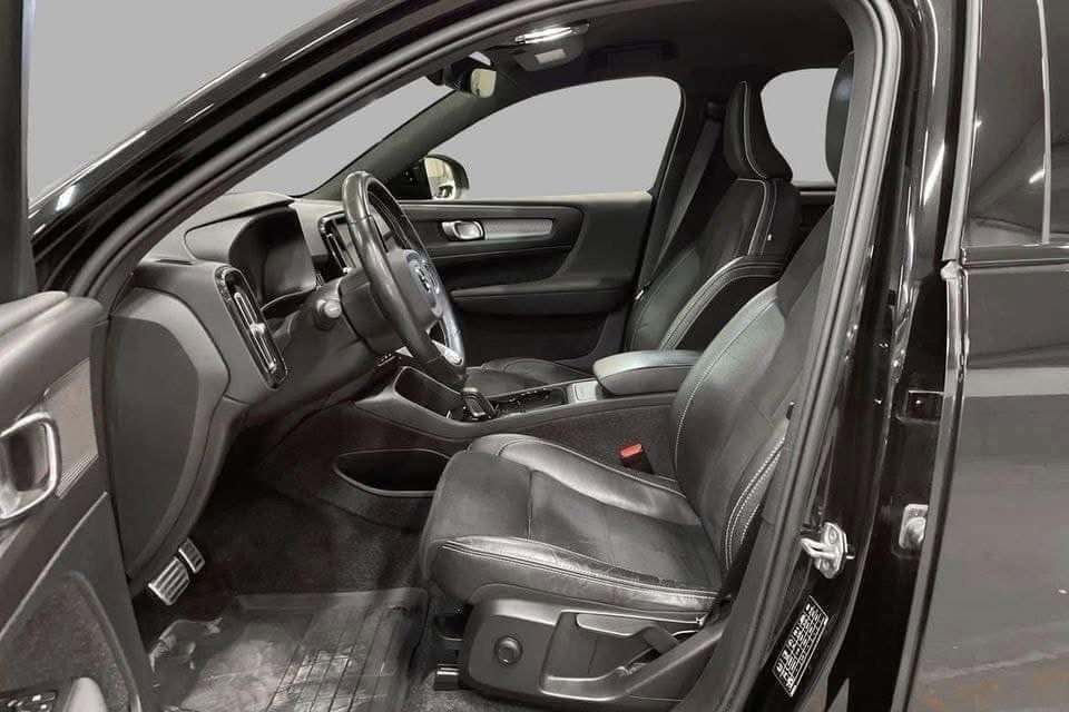 Volvo XC40  /2021_9