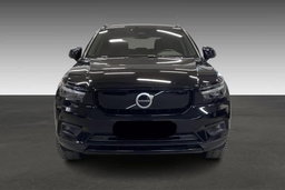 Volvo XC40  /2021