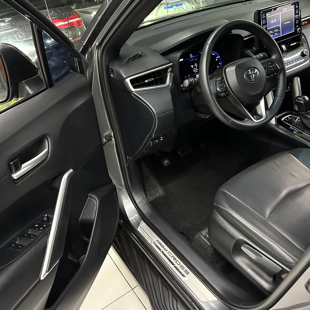 Toyota Corolla Cross XRE 2.0 Flex 2023_12