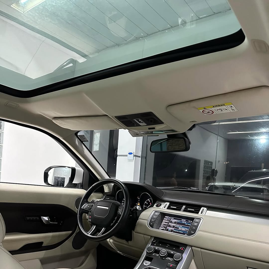 Range Rover Evoque Prestige 2.0 4WD_3