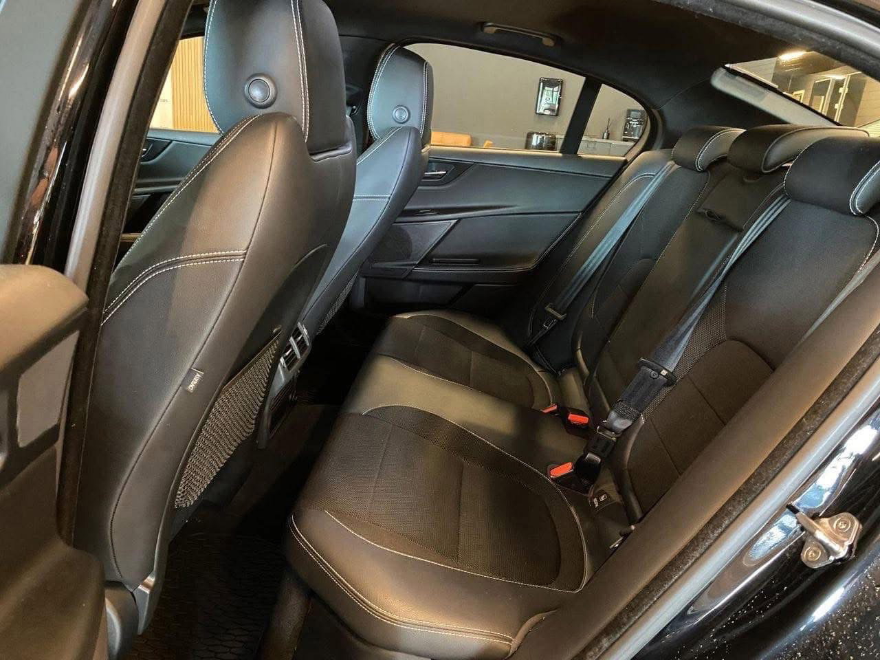 Jaguar XE /2016_3